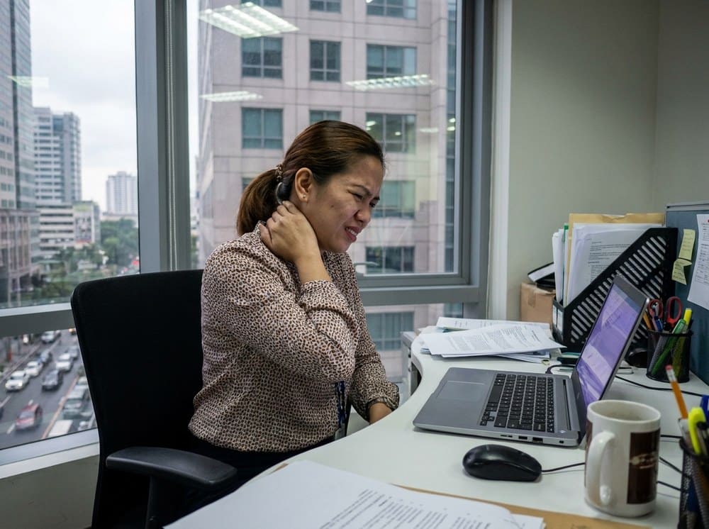 Commuter with lower back pain